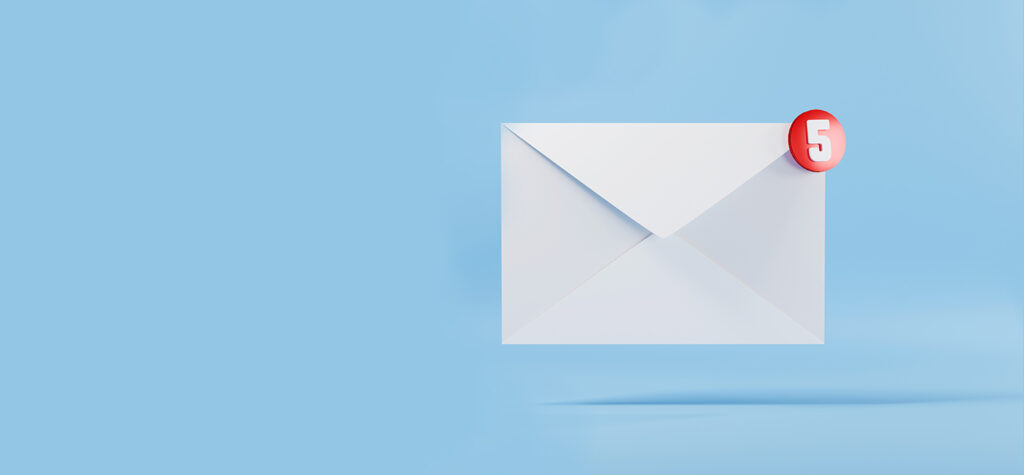 Letter representing email with 5 indicator